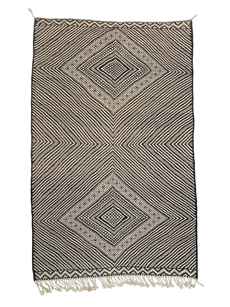 AZIL — Handwoven Zanafi Rug - Moroccan Beni Ouarain rug